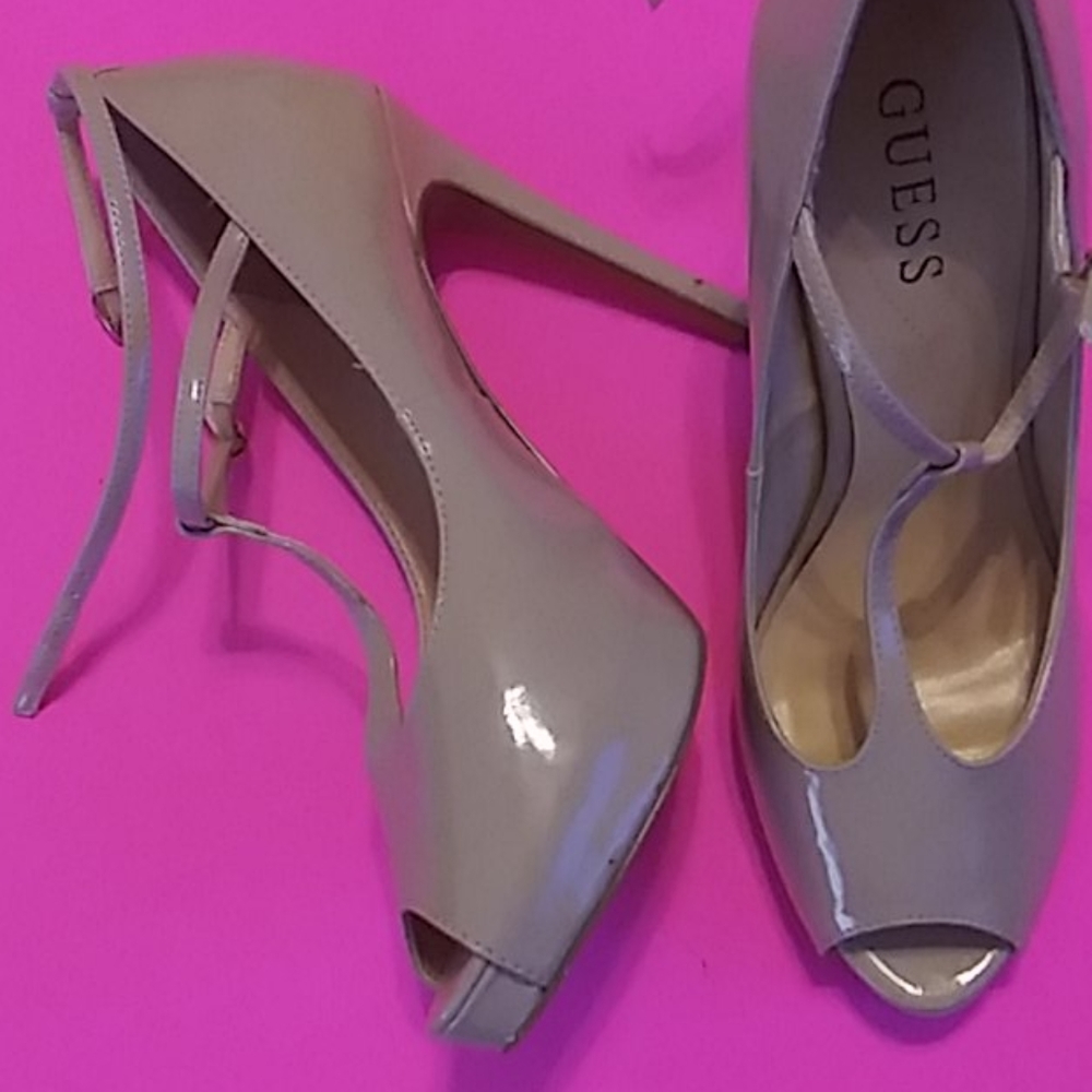 Shoes - Picture 3 of 3